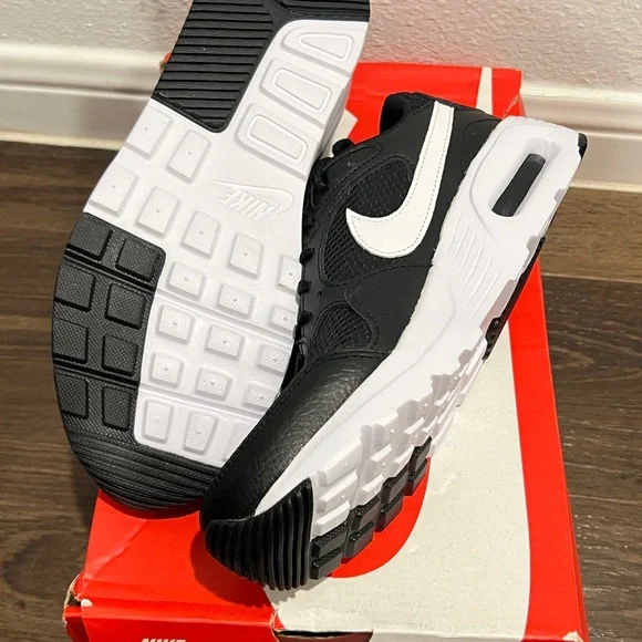 Nike Air Max Womens SC Black & White Size 8 US MODEL CW4554 001 - Picture 5 of 6